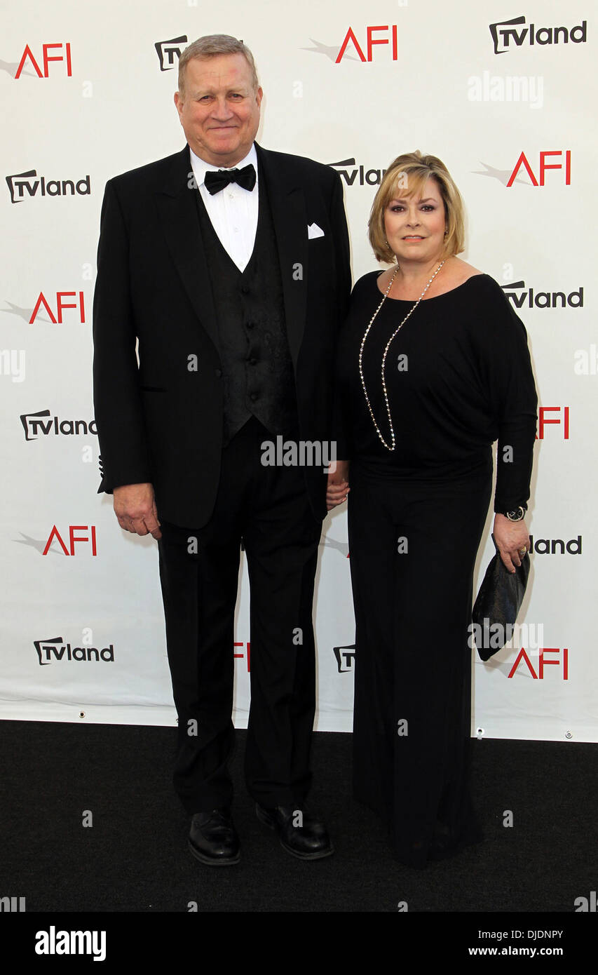 Ken Howard, Linda Fesseln TV Land präsentiert: AFI Life Achievement Award ehrt Shirley MacLaine Held bei Sony Studios Los Angeles, Kalifornien - 07.06.12 Stockfoto