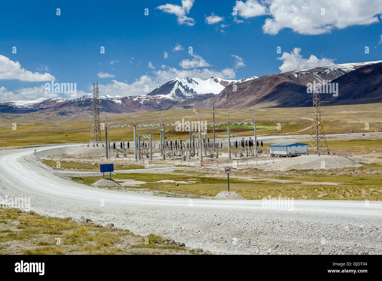 Elektrisches Umspannwerk in Kirgisistan Stockfoto