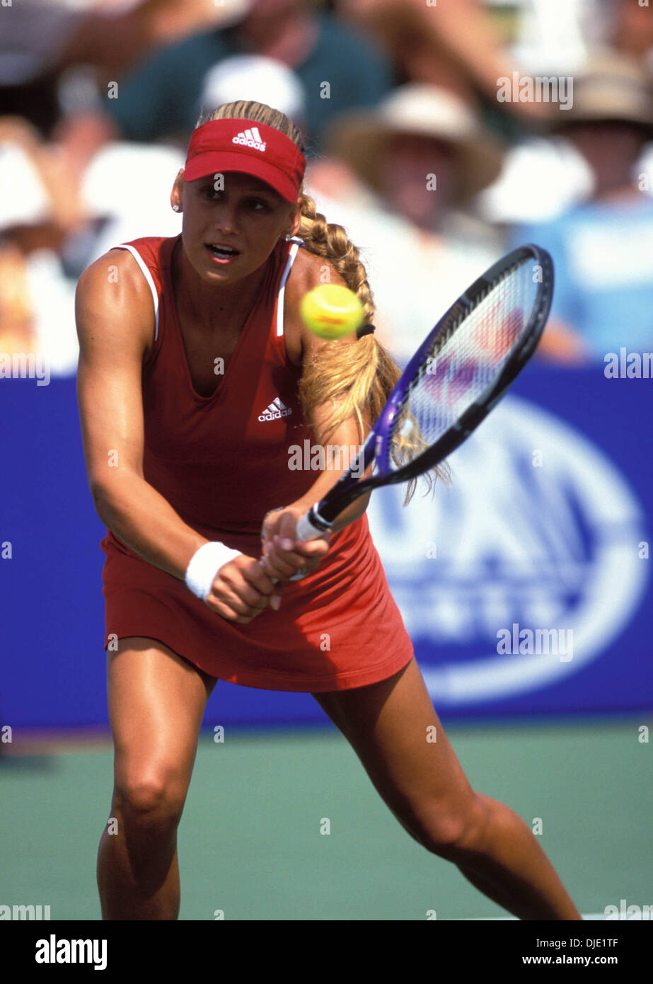 31. Juli 2003; La Costa, CA, USA;  ANNA KOURNIKOVA in der WTA-Acura Classic-Tennis in La Costa, Kalifornien. Stockfoto