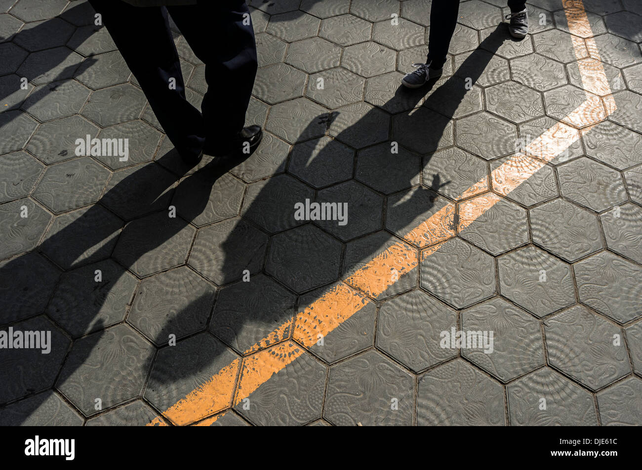 Paseo de Gracia, Boden, Schatten, Barcelona Stockfoto