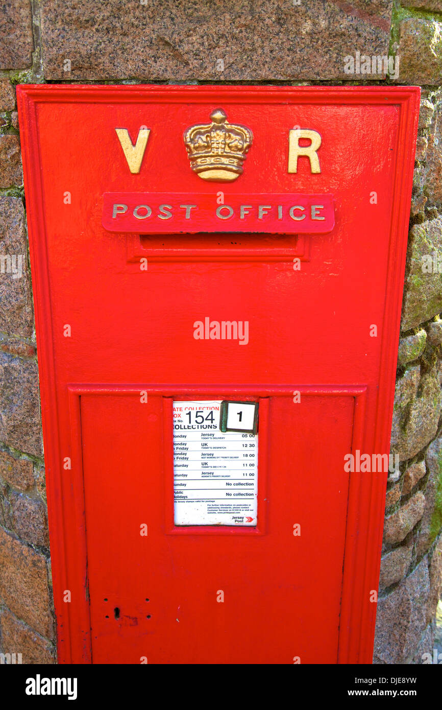 Historische Victoria Regina Postbox, Jersey, Kanalinseln Stockfoto