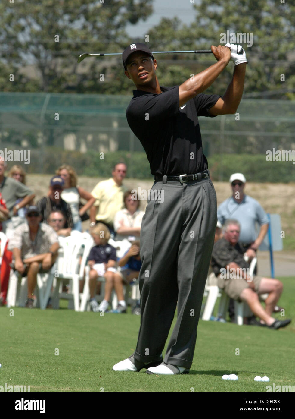 28. August 2004; Anaheim, CA, USA; Golfer TIGER WOODS halten eine Pressekonferenz und Golf-Clinic, The Tiger Woods Learning Center vorstellen zu können. Die Lage des Learning Centers ist ein paar Meilen entfernt von der Stadt Cypress, California, wo Tiger ausgelöst wurde. Stockfoto