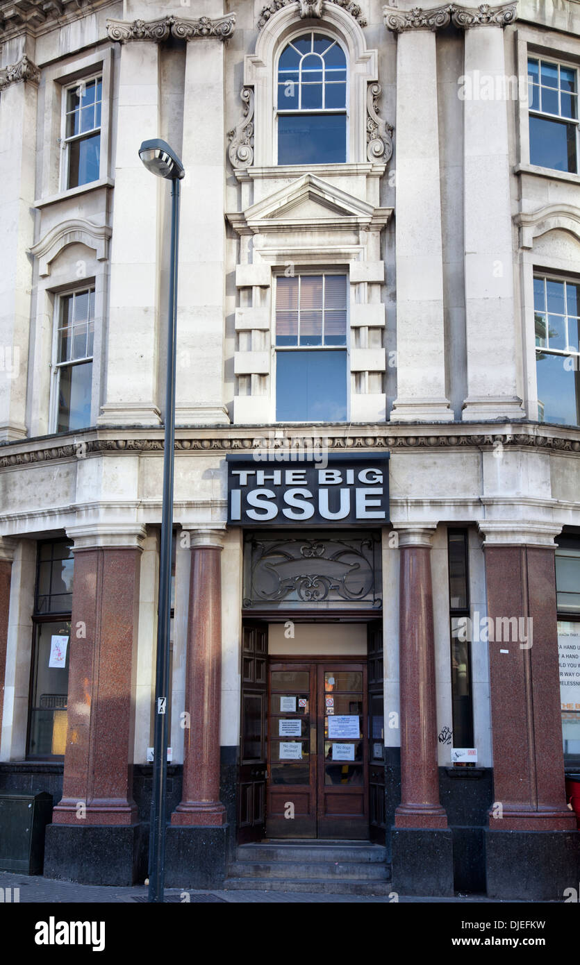 Big Issue Büro in Vauxhall - London-UK Stockfoto