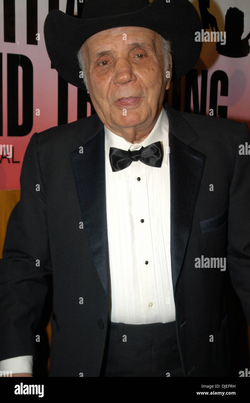 14. Oktober 2004; New York, NY, USA; JAKE LAMOTTA bei der Gala "Gerry Cooney Faust kämpft für New York" im Hilton Hotel in New York City. Stockfoto