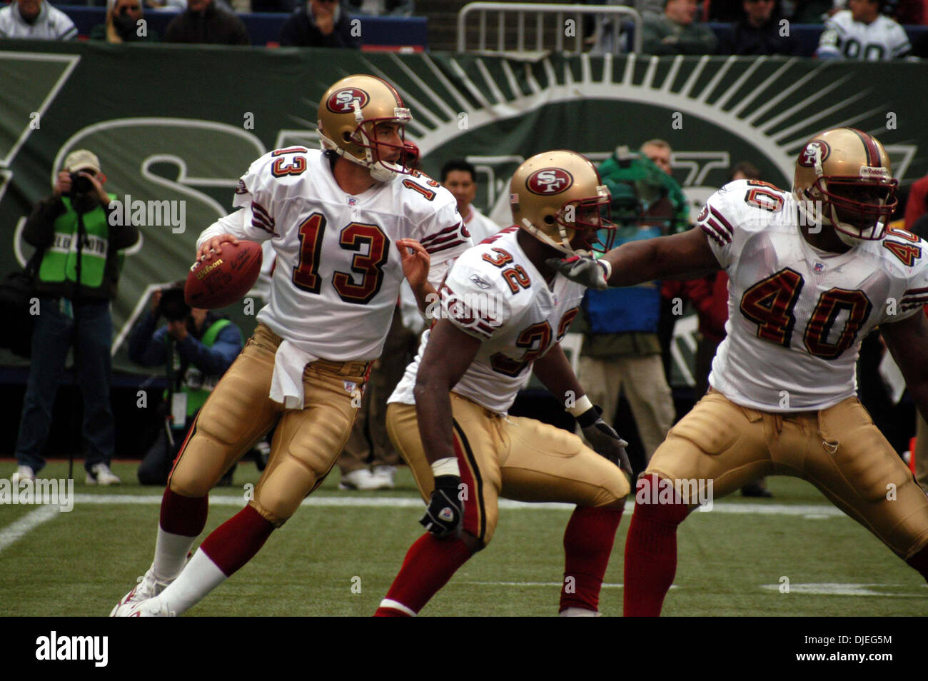 17. Oktober 2004; New York, NY, USA; NFL-Football: NY Jets Vs San Francisco 49 ERS im riesigen Stadion in New York. Jets gewannen das Spiel 22-14. Stockfoto