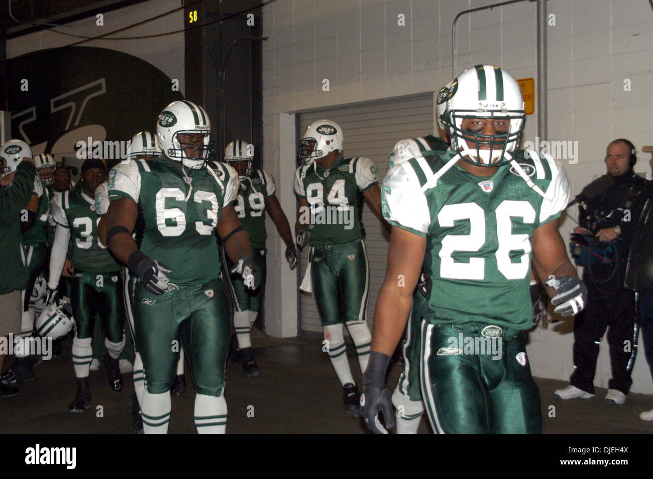 14. November 2004; New York, NY, USA; NFL Football - NY Jets Vs Baltimore Ravens auf riesigen Stadion in New York City. Raben, gewann das Spiel mit 20-17 Stockfoto