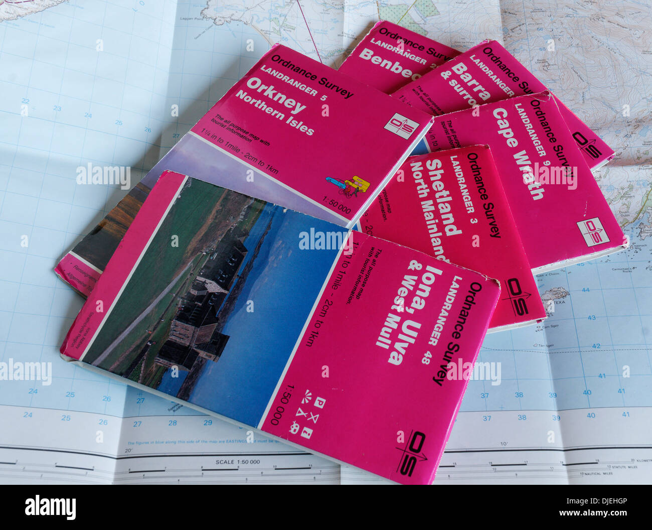 1: 50,000 OS Karten zu den schottischen Inseln Orkney Shetland Iona Islay Barra Stockfoto