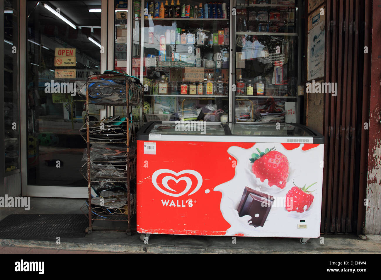 Wänden Eis Creme Box, lokale Sotre, Batu Ferringhi, Penang, Malaysia Stockfoto