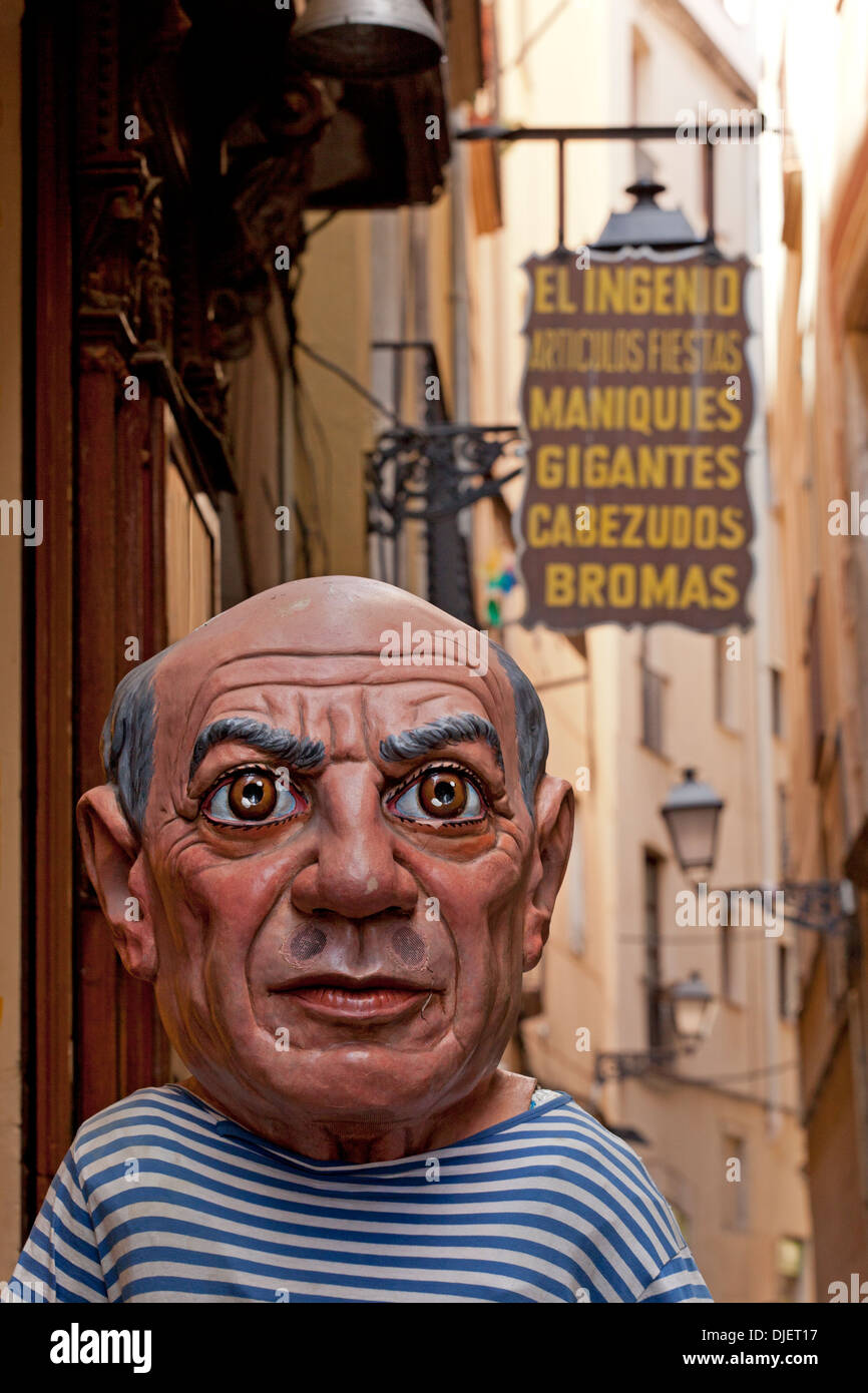 Picasso Mannequin vor dem El Ingenio-Shop in Barcelona Spanien Stockfoto