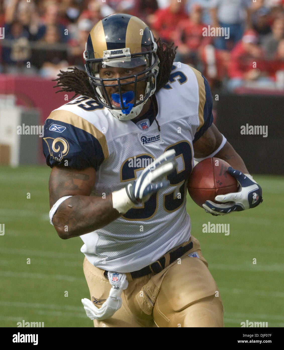 2007 –, Kalifornien - San Francisco 49ers gegen ST. Louis Rams in Monster PARK Sonntag, 18. November 2007. St. Louis Rams Runningback Steven Jackson #39 (Credit: © Al Golub/ZUMApress.com) Stockfoto