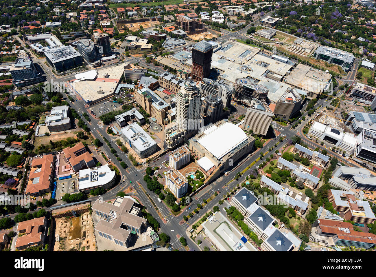 Luftaufnahme von Hochhäusern Sandton, Johannesburg, Südafrika. Stockfoto