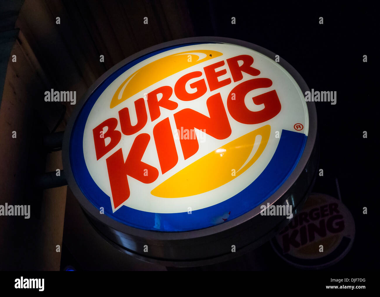Burger King-Fast-Food-Kette beleuchtete Zeichen Stockfoto