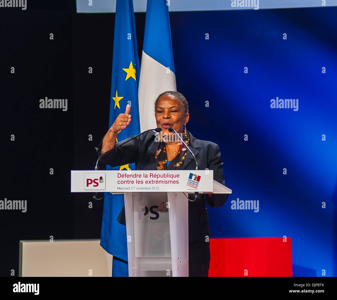 Paris, Frankreich, Politik die französische Sozialistische Partei trifft gegen die extreme Rechte, die Politikerin Christiane Taubira, stimmt für die französischen Wahlen Stockfoto