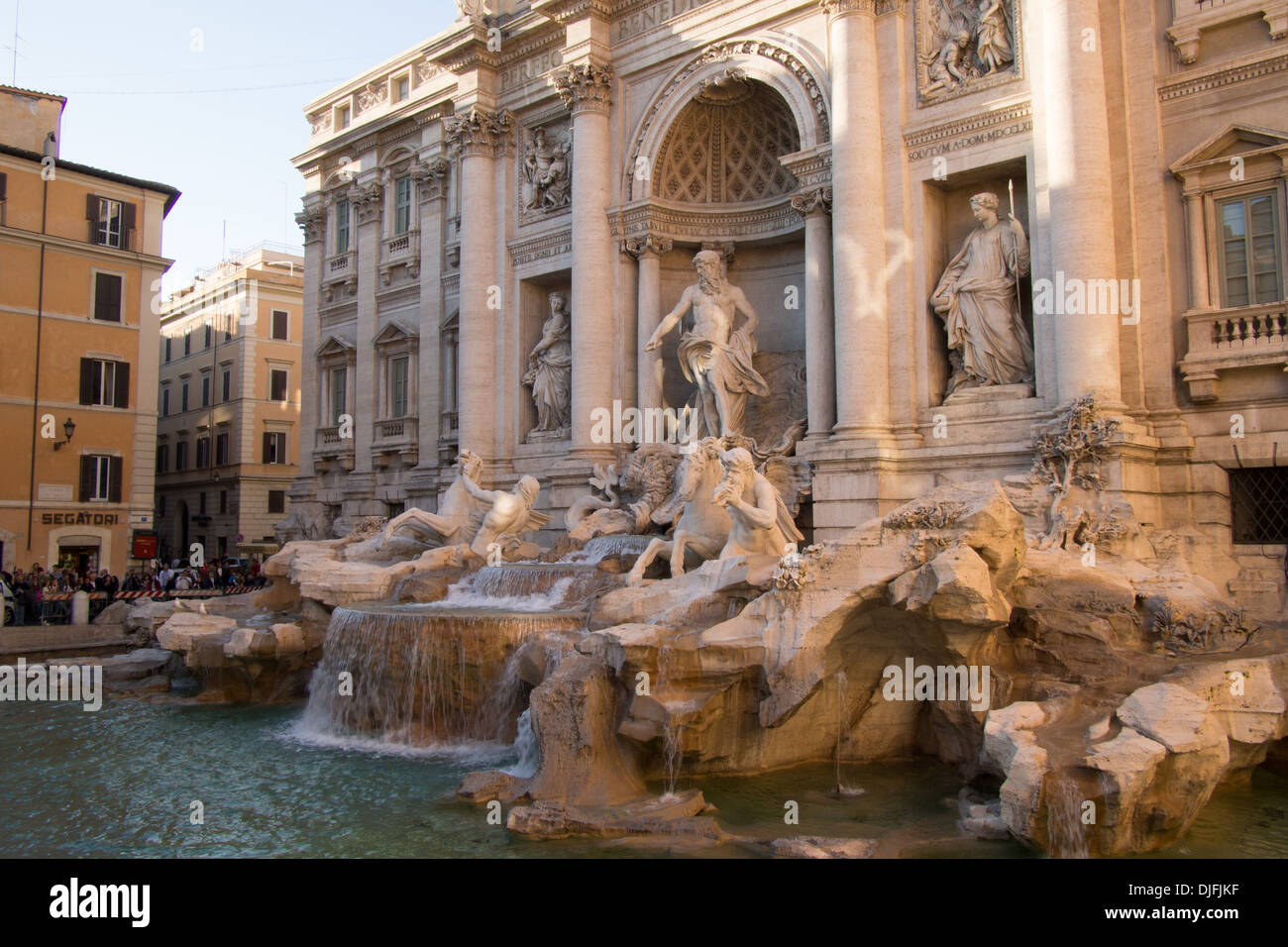 Trevi-Brunnen [Fontana di Trevi], Rom, Italien Stockfoto