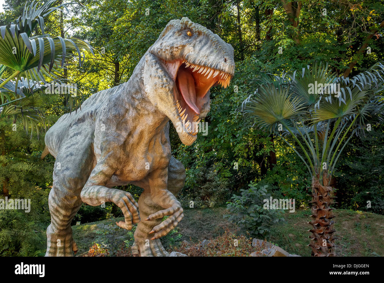 Realistisches Modell der Hunger groß Tyranosaurus Rex Stockfoto