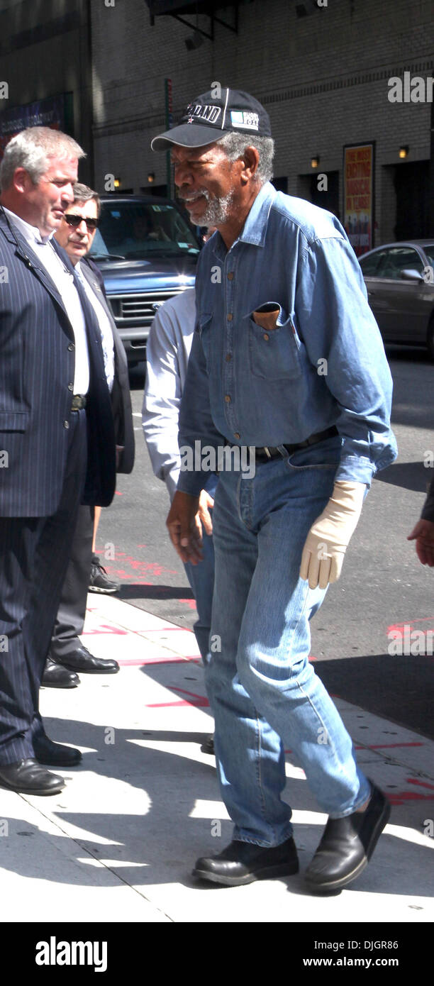 Morgan Freeman "Der Late Show with David Letterman" in der Ed Sullivan Theater - Ankunft New York City, USA - 16.07.12 Stockfoto