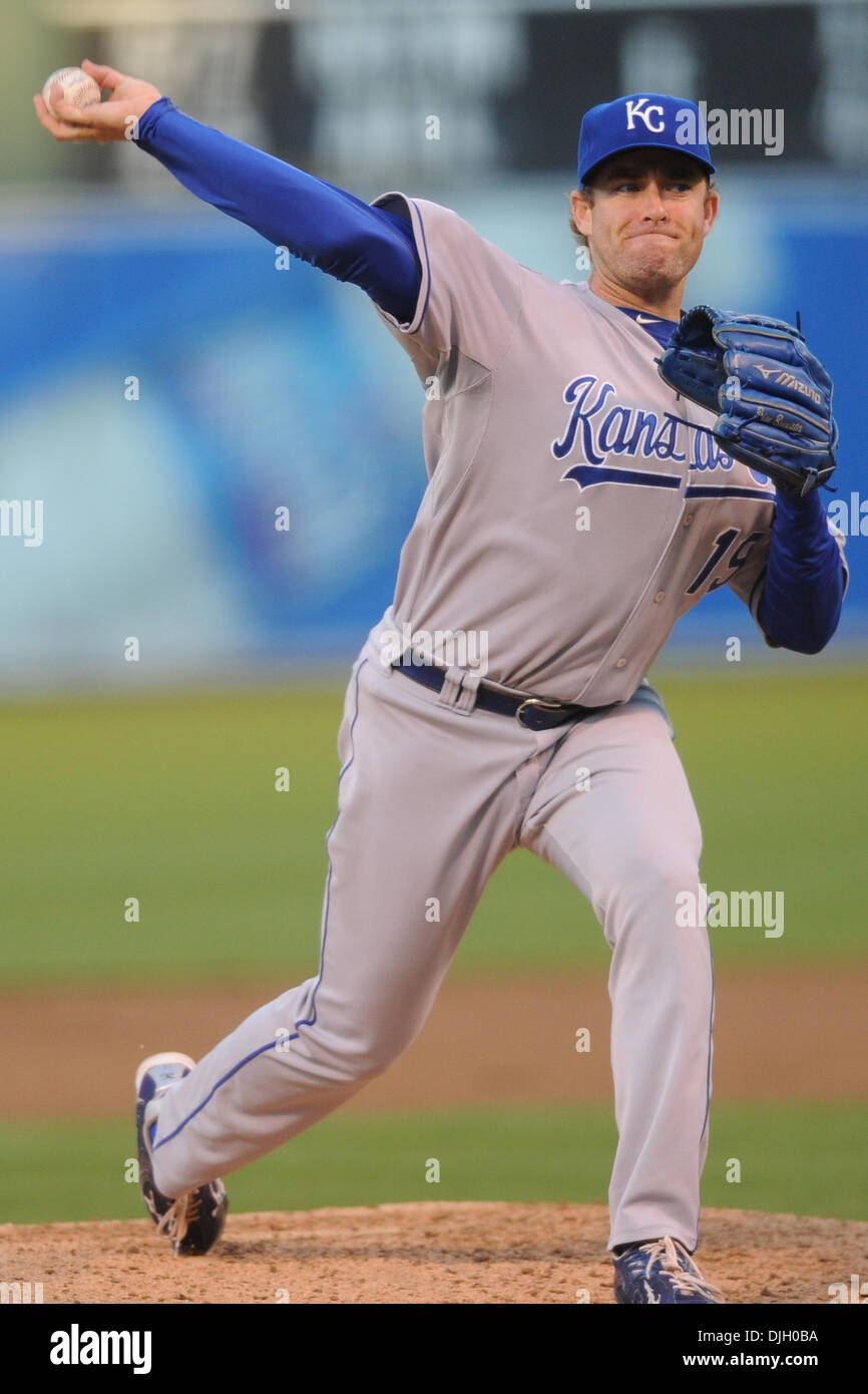 25. Juli 2010 - Oakland, Kalifornien, USA - 2. August 2010: Kansas City Royals P Brian Bannister (19) Stellplätze während der MLB Spiel zwischen den Oakland Athletics und die Kansas City Royals im Oakland-Alameda County Coliseum in Oakland, CA. (Credit-Bild: © Matt Cohen/Southcreek Global/ZUMApress.com) Stockfoto