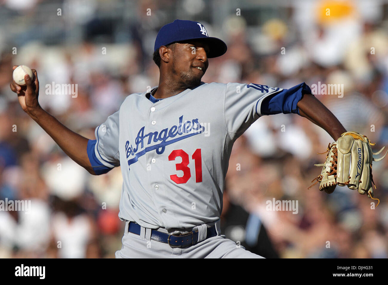 29. Juli 2010 - San Diego, California, Vereinigte Staaten von Amerika - 29. Juli 2010: Dodgers Schmerzmittel James McDonald in für Vincente Padilla gegen die Padres in Spiel 3 im Petco Park in San Diego, Kalifornien. Die San Diego Padres ging auf 2-3 über die Los Angeles Dodgers und nehmen eine 3er Spiel 2: 1 gewinnen. . Obligatorische Credit: Nick Morris (Kredit-Bild: © Southcreek Global/ZUMApress.com) Stockfoto