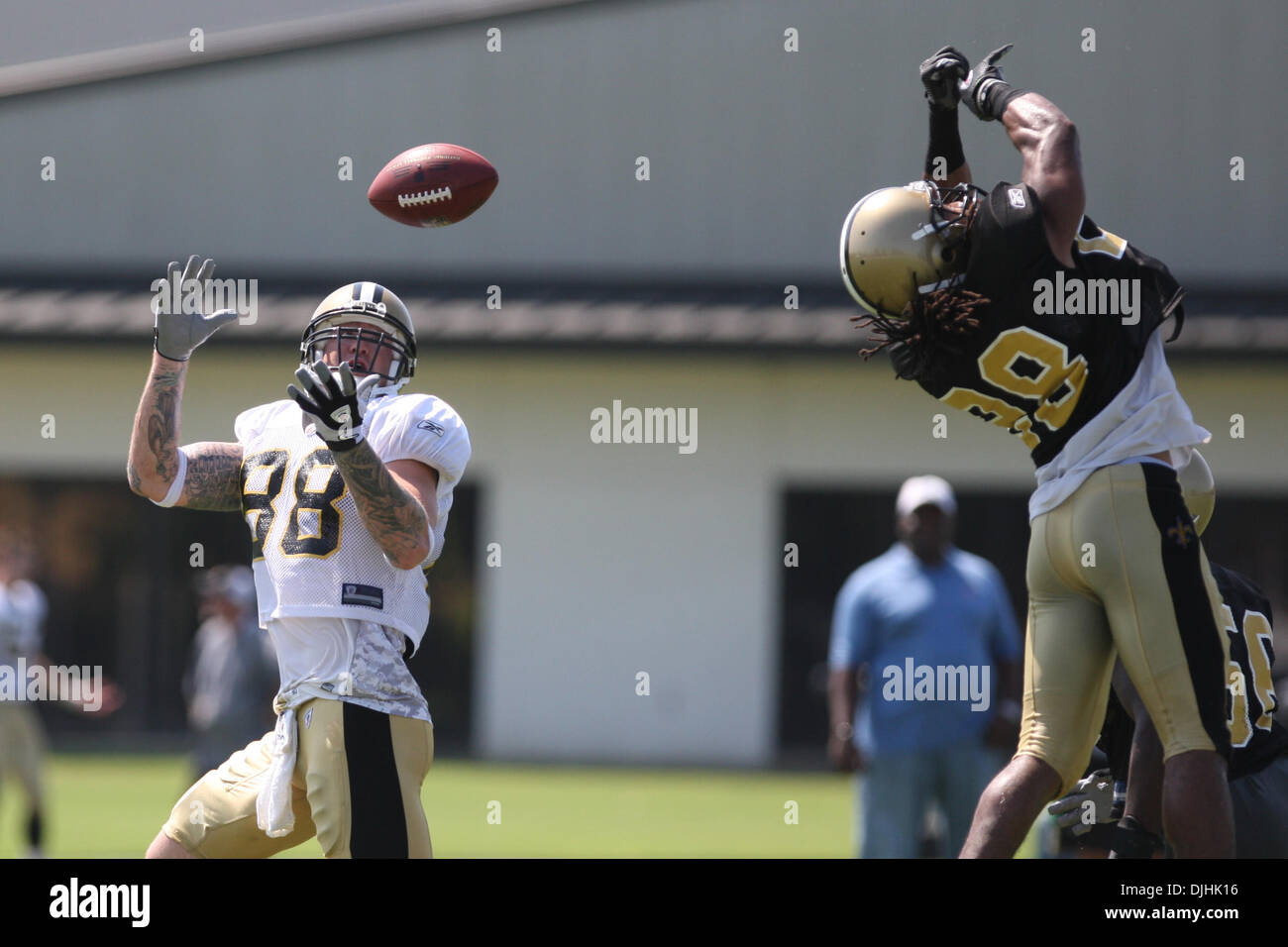 31. Juli 2010: Heiligen Tight End Jeremy Shockey (88) führt eine Route während der New Orleans Saints-Trainingslager. (Kredit-Bild: © Donald Seite/Southcreek Global/ZUMApress.com) Stockfoto