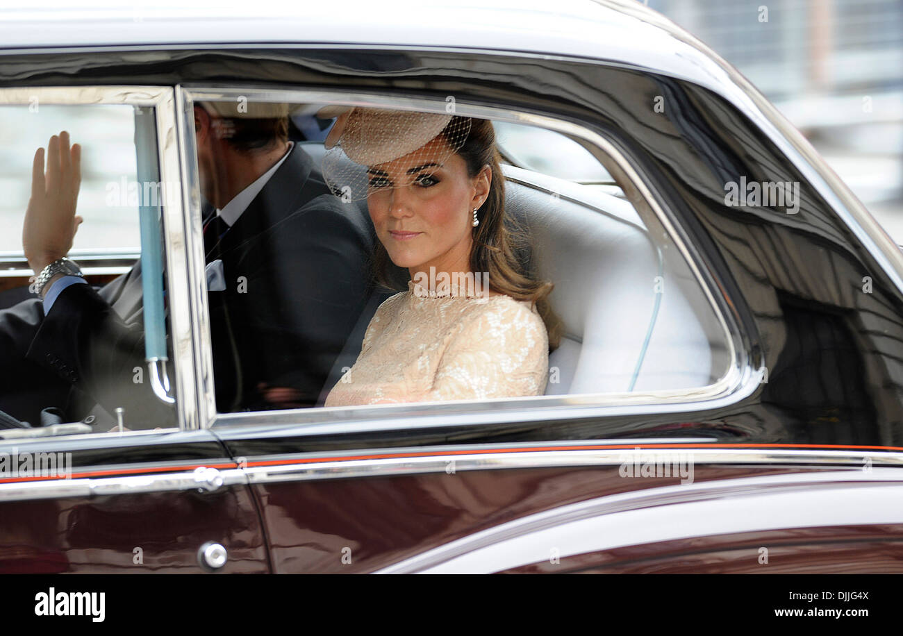 Catherine, Herzogin von Cambridge der Königin Diamond Jubilee Prozession London, England - 05.06.12 Stockfoto