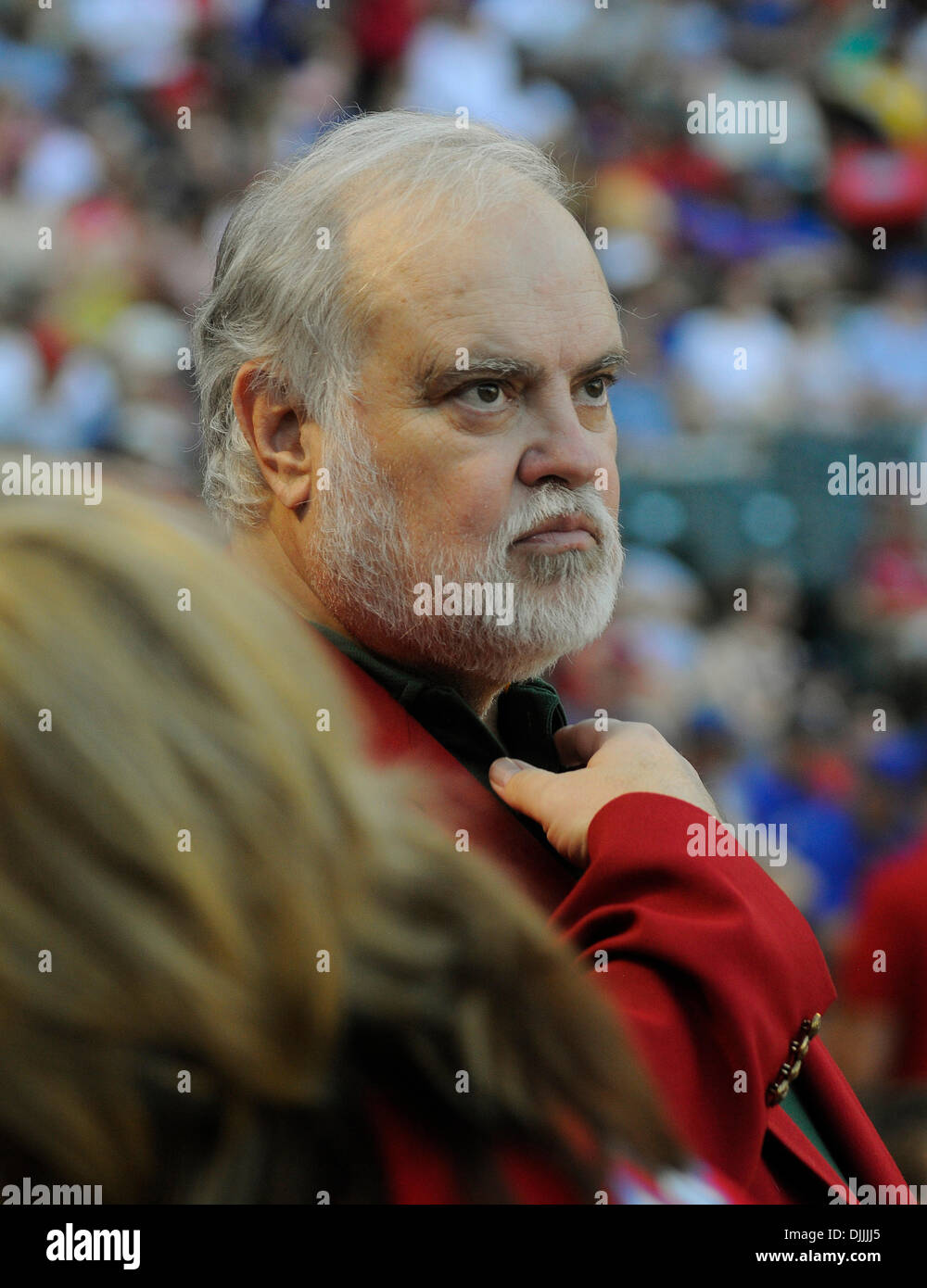 14. August 2010 - Fort Worth, Texas, USA - 14. August 2010. BOB SIMPSON, einem Mitglied der Texas Rangers Express, die neue Besitzergruppe die Texas Rangers Baseball. Die Boston Red Sox spielte die Texas Rangers in einem Hauptliga-Baseball-Spiel am Baseballstadion in Arlington, Texas. (Kredit-Bild: © ZUMA Ralph Lauer/ZUMApress.com) Stockfoto