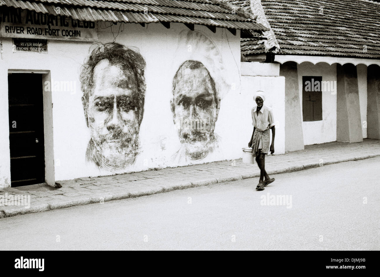 Street-Art in Fort Kochi Cochin in Kerala in Südindien in Asien. Graffiti Urban Grafik Portrait Porträt Bild Reportage Travel Stockfoto