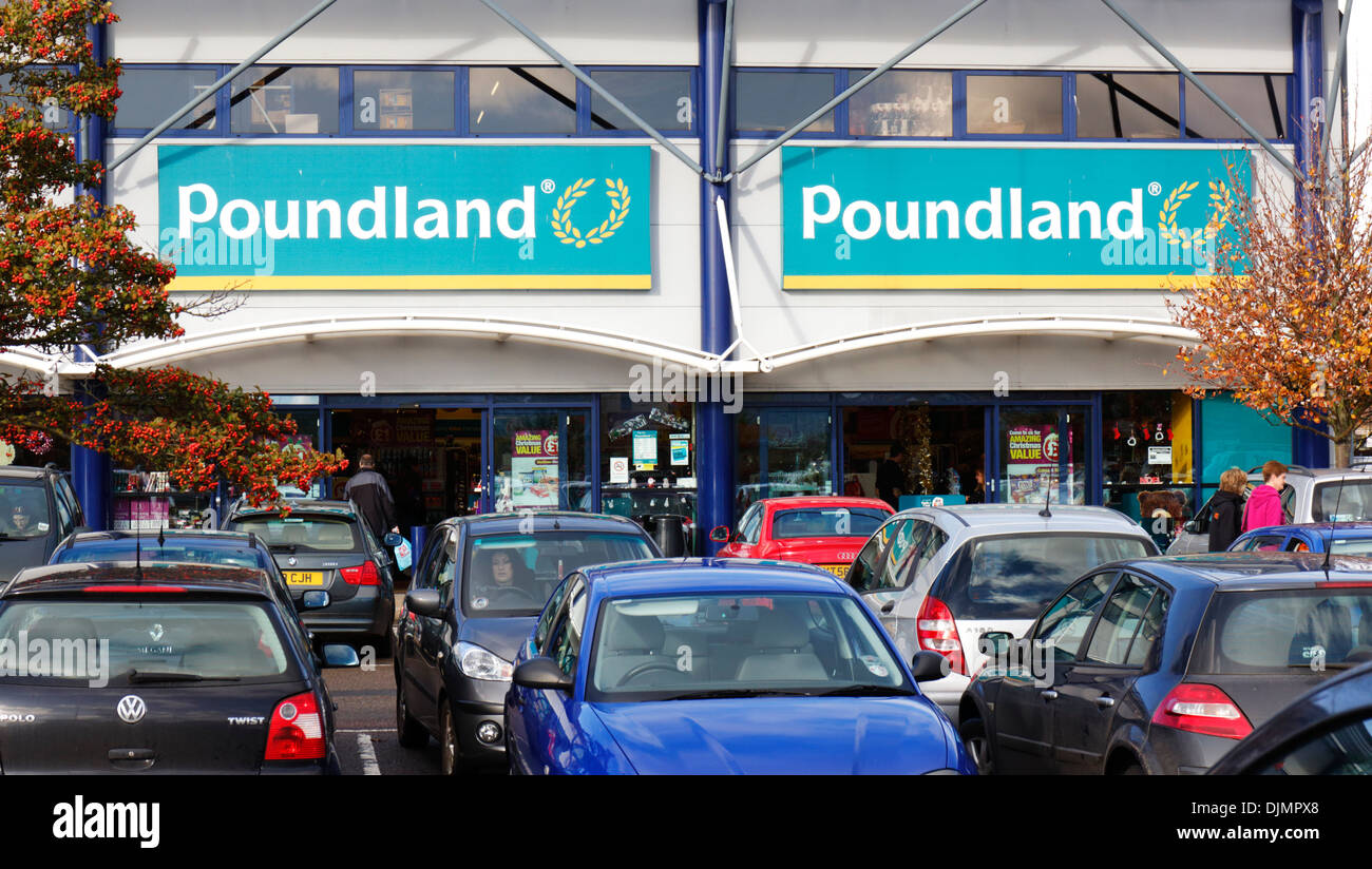 Poundland Shop im Einkaufszentrum Riverside in Norwich, Norfolk, England, Vereinigtes Königreich. Stockfoto