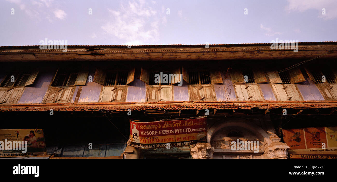 Lager in Mattancherry in Fort Kochi Cochin in Kerala in Südindien Asien. Alte Geschichte Arbeit Handel Spice Kultur Architektur Travel Lagerhaltung Stockfoto