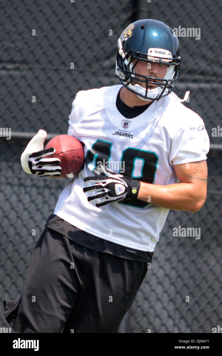 Rookie Zach Miller durchläuft einen Bohrer in den Jacksonville Jaguars organisierten Team-Aktivitäten (OTA) (Credit-Bild: © David Roseblum/Southcreek Global/ZUMApress.com) Stockfoto