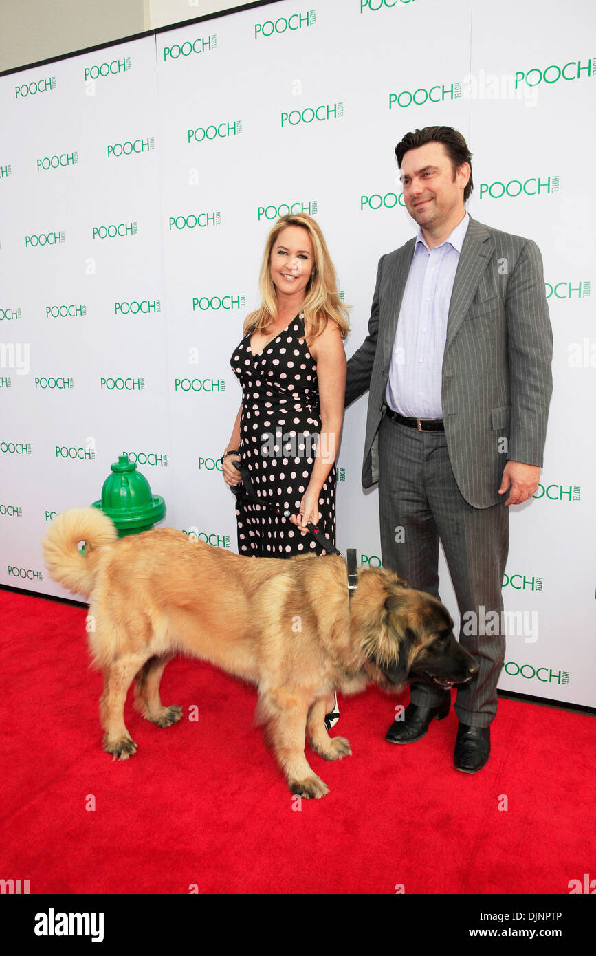 Erin Murphy Darren Dunckel Grand Opening von Pooch Hotel Los Angeles Kalifornien - 03.05.12: Stockfoto
