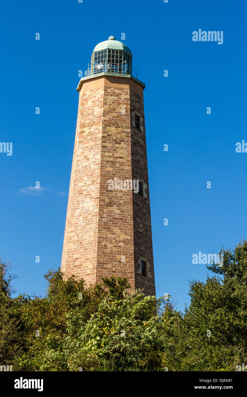 Old Cape Henry Leuchtturm auf dem Gelände von Fort Story in Virginia. Stockfoto