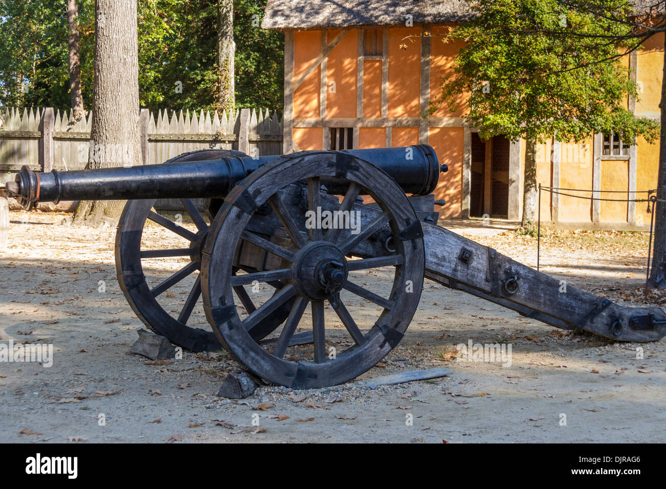 Cannon in Jamestown Settlement lebendes Geschichtsmuseum in Jamestown Virginia. Stockfoto