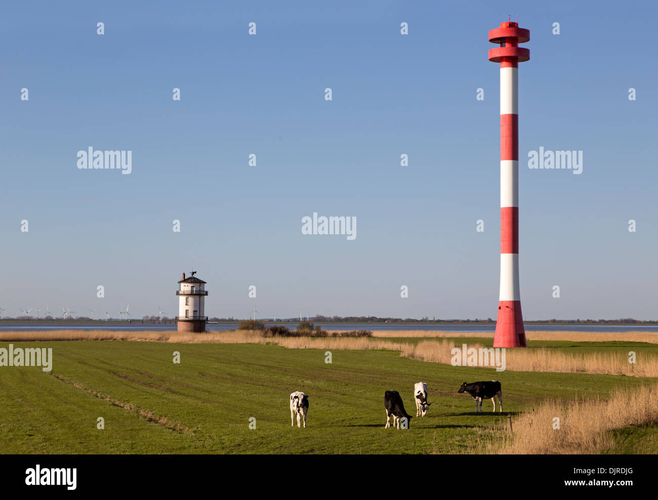 Alten und neuen Leuchtturm an der Elbe, Deutschland Stockfoto