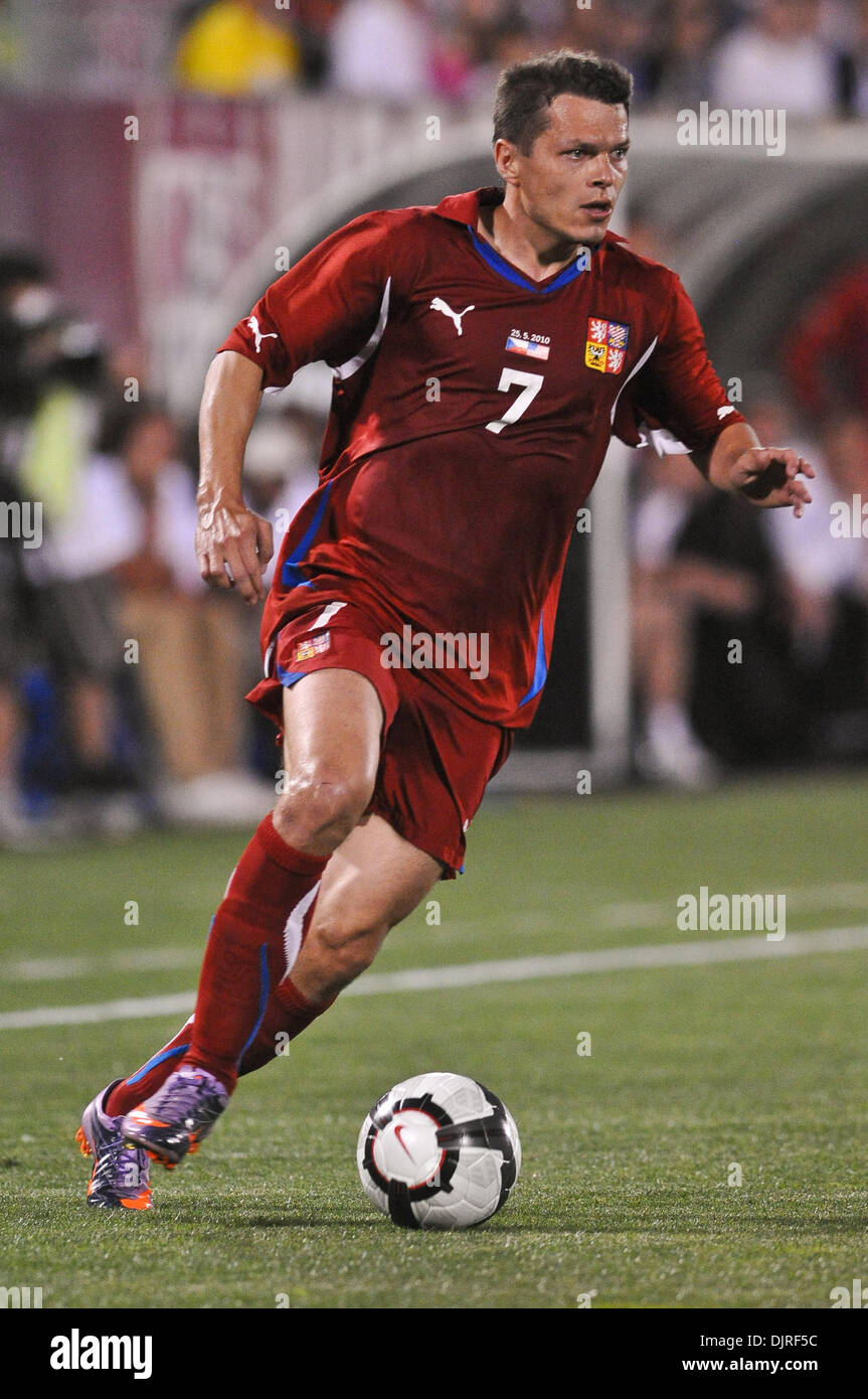 25. Mai 2010 - East Hartford, Connecticut, USA - 25. Mai 2010: Tschechien Mittelfeldspieler Libor Sionko (7) dribbelt den Ball Feld im Spielgeschehen. Der Tschechischen Republik besiegte die USA 4: 2 im WM-send-off Serie bei Rentschler Field in East Hartford, Connecticut übereinstimmen. (Kredit-Bild: © Geoff Bolte/Southcreek Global/ZUMApress.com) Stockfoto