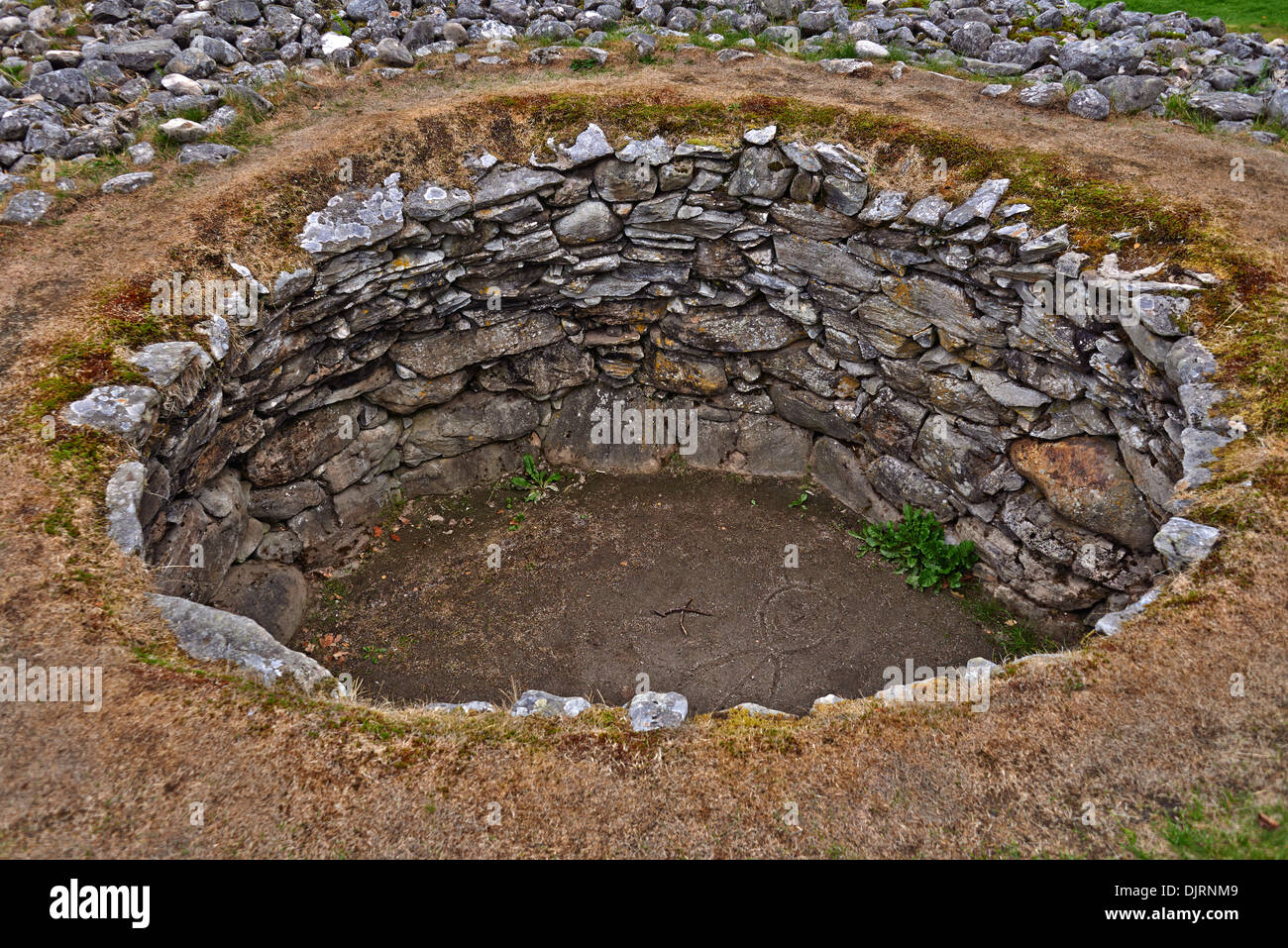 Corrimony Cairn ist 4000 Jahre alt, die ein chambered Cairn ist ein Grab Denkmal Stockfoto