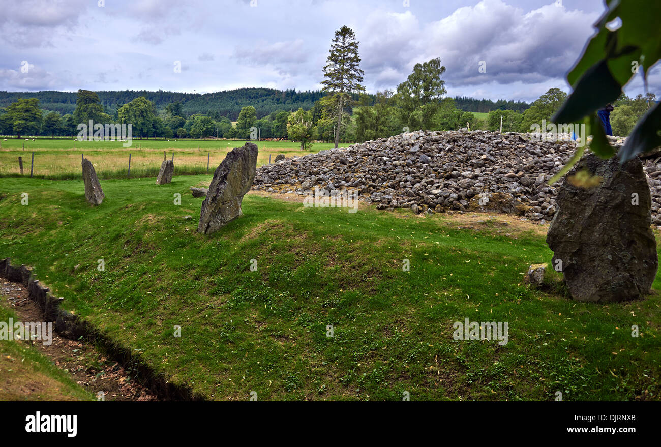 Corrimony Cairn ist 4000 Jahre alt, die ein chambered Cairn ist ein Grab Denkmal Stockfoto