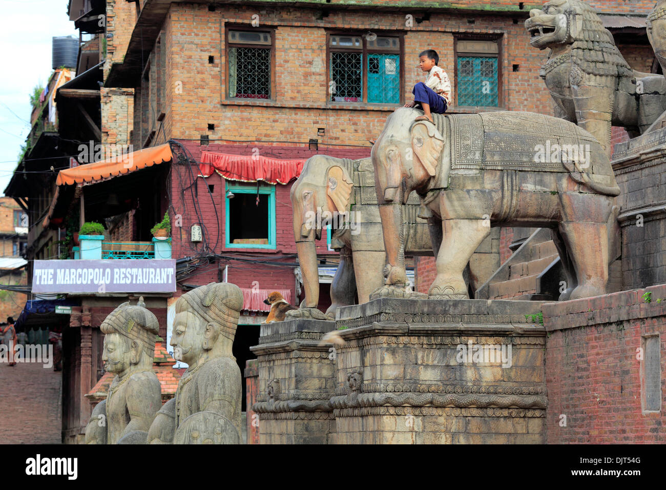 Skulptur am Nyatapola-Tempel (1702), Taumadhi Square, Bhaktapur, Nepal Stockfoto
