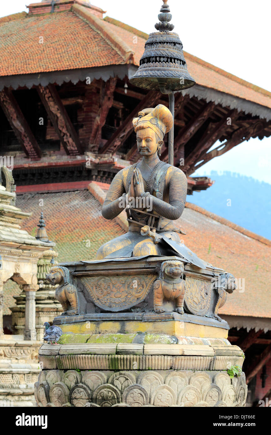 Statue von König Bhupatindra Malla, Durbar Square, Bhaktapur, Nepal Stockfoto