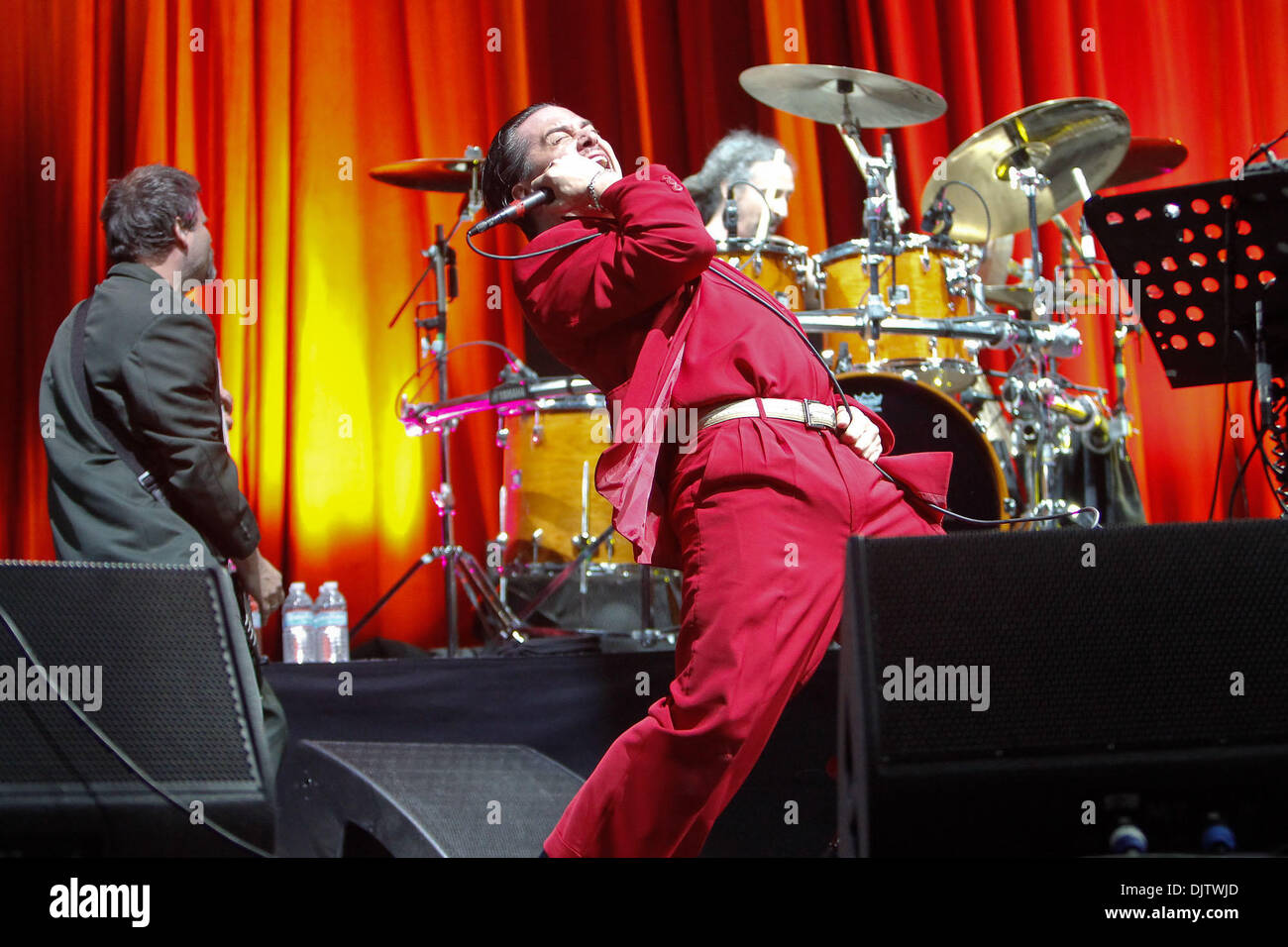 Faith No More führt auf das Coachella Music & Arts Festival im Feld Empire Polo in Indio, Kalifornien. (Kredit-Bild: © Gerry Maceda/Southcreek Global/ZUMApress.com) Stockfoto