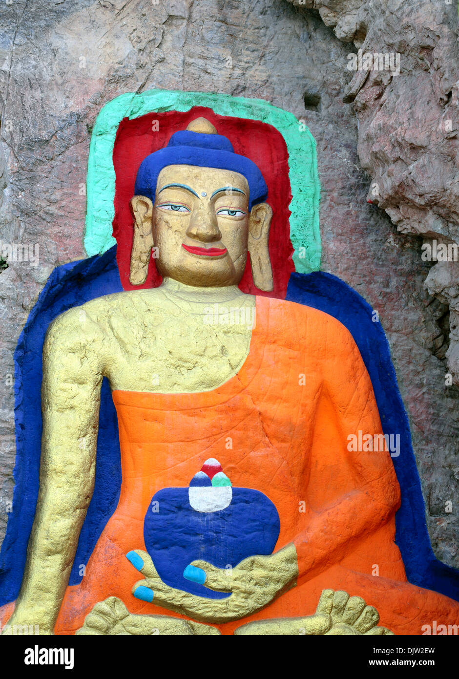 Stein schnitzen des Buddha Shakyamuni, in der Nähe von Drolma Lhakhang Kloster, Lhasa, Tibet, China Stockfoto