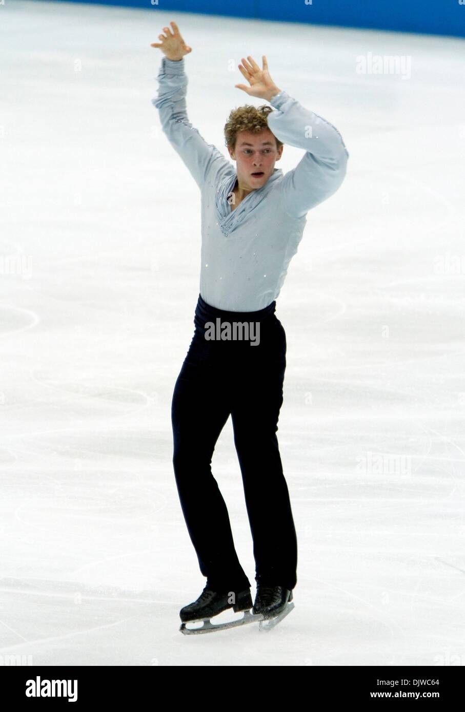 2. Oktober 2010 führt - Saitama, Japan - ADAM RIPPON der Vereinigten Staaten der USA bei den Japan Open 2010 Figure Skating in Saitama Super Arena. (Kredit-Bild: © Shugo Takemi/Jana press/ZUMApress.com) Stockfoto