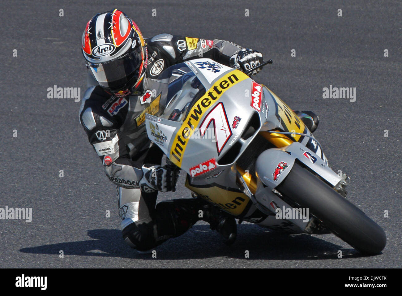 2. Oktober 2010 - Motegi, Tochigi, Japan - Honda MotoGP-Pilot HIROSHI AOYAMA Japans in Aktion während des Qualifyings für die MotoGP World Championship Grand Prix von Japan auf dem Twin Ring Motegi am 2. Oktober 2010 in Motegi.  (Kredit-Bild: © Koichi Kamoshida/Jana/ZUMApress.com) Stockfoto