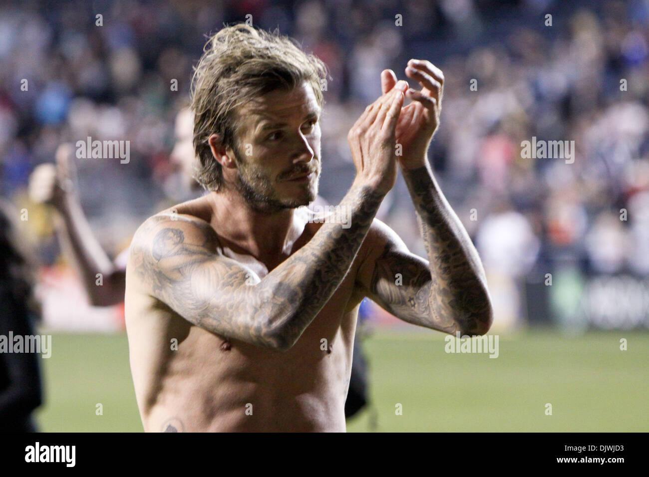 7. Oktober 2010 - Chester, Pennsylvania, Vereinigte Staaten von Amerika - Los Angeles Galaxy Mittelfeldspieler David Beckham (#23) Dank die Menge nach dem Spiel gegen die Philadelphia Union im PPL Park in Chester, Pennsylvania. Die Galaxy gewann 1: 0. (Kredit-Bild: © Kate McGovern/Southcreek Global/ZUMApress.com) Stockfoto