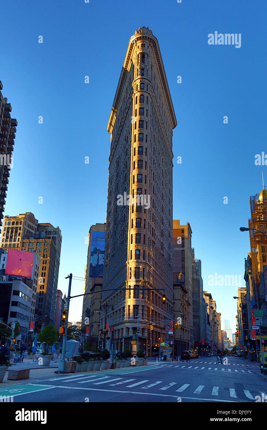 Das Flatiron Building, ursprünglich die Fuller-Gebäude an der Fifth Avenue und Madison Square, New York. Amerika Stockfoto
