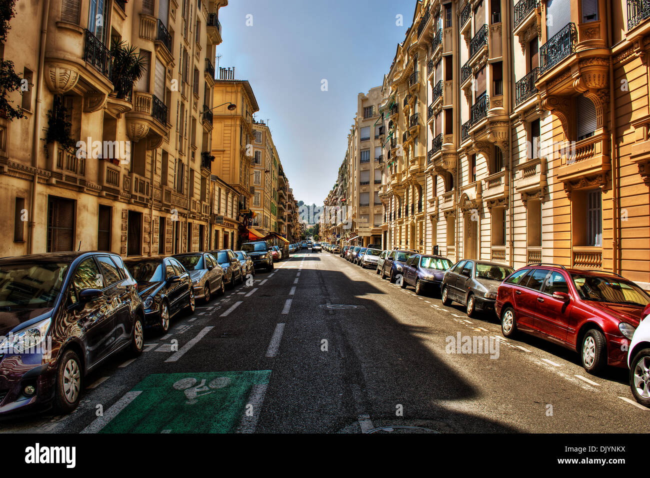Lange Straße in Nizza (Frankreich), HDR-Technik Stockfoto