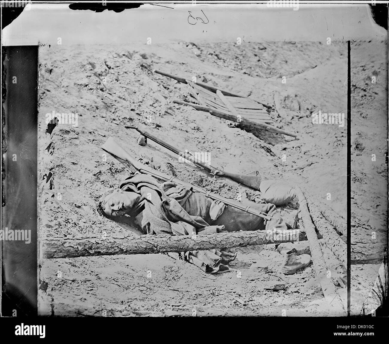 Toten Soldaten im Graben, Petersburg 524484 Stockfoto