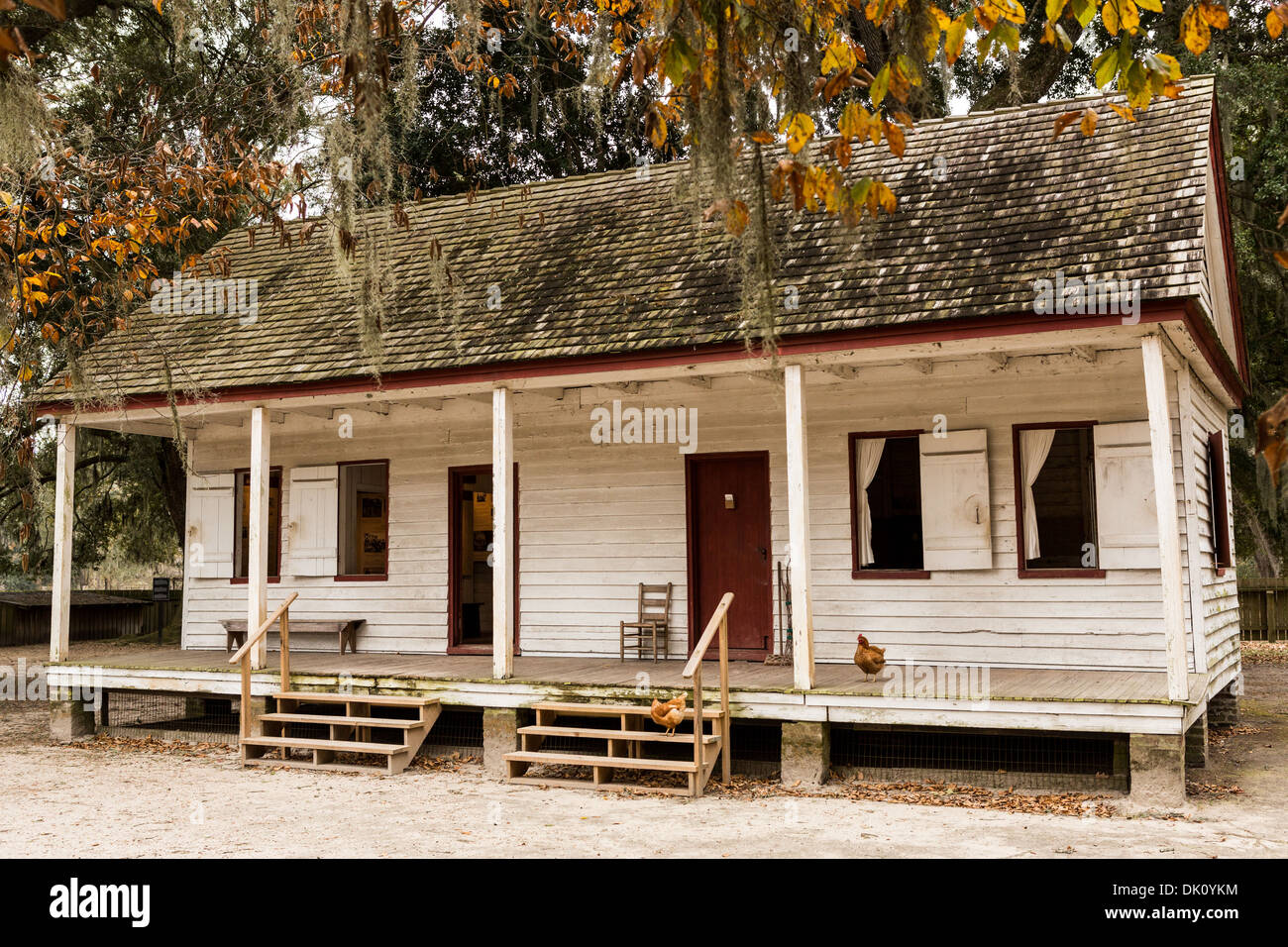 Original Slave-Viertel auf Middleton Place Plantage in Charleston, SC. Stockfoto