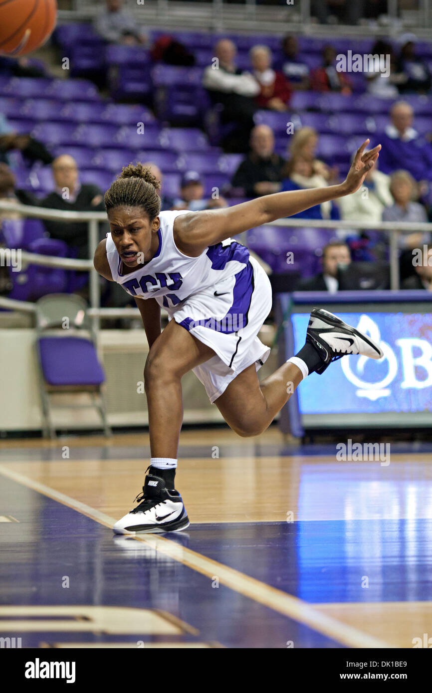 19. Januar 2011 - Fort Worth, Texas, US - TCU gehörnte Frösche nach vorne Starr Crawford (11) im Kampf gegen die BYU Cougars.  TCU Niederlagen BYU 54 51 Daniel Meyer Coliseum. (Kredit-Bild: © Andrew Dieb/Southcreek Global/ZUMAPRESS.com) Stockfoto