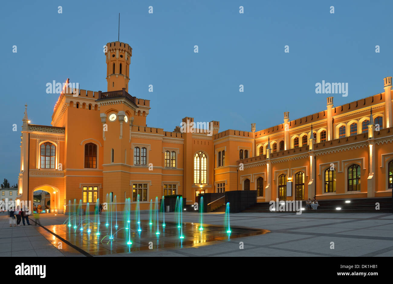 Bunte Brunnen vor dem Hauptbahnhof, Wroclaw, Polen Stockfoto