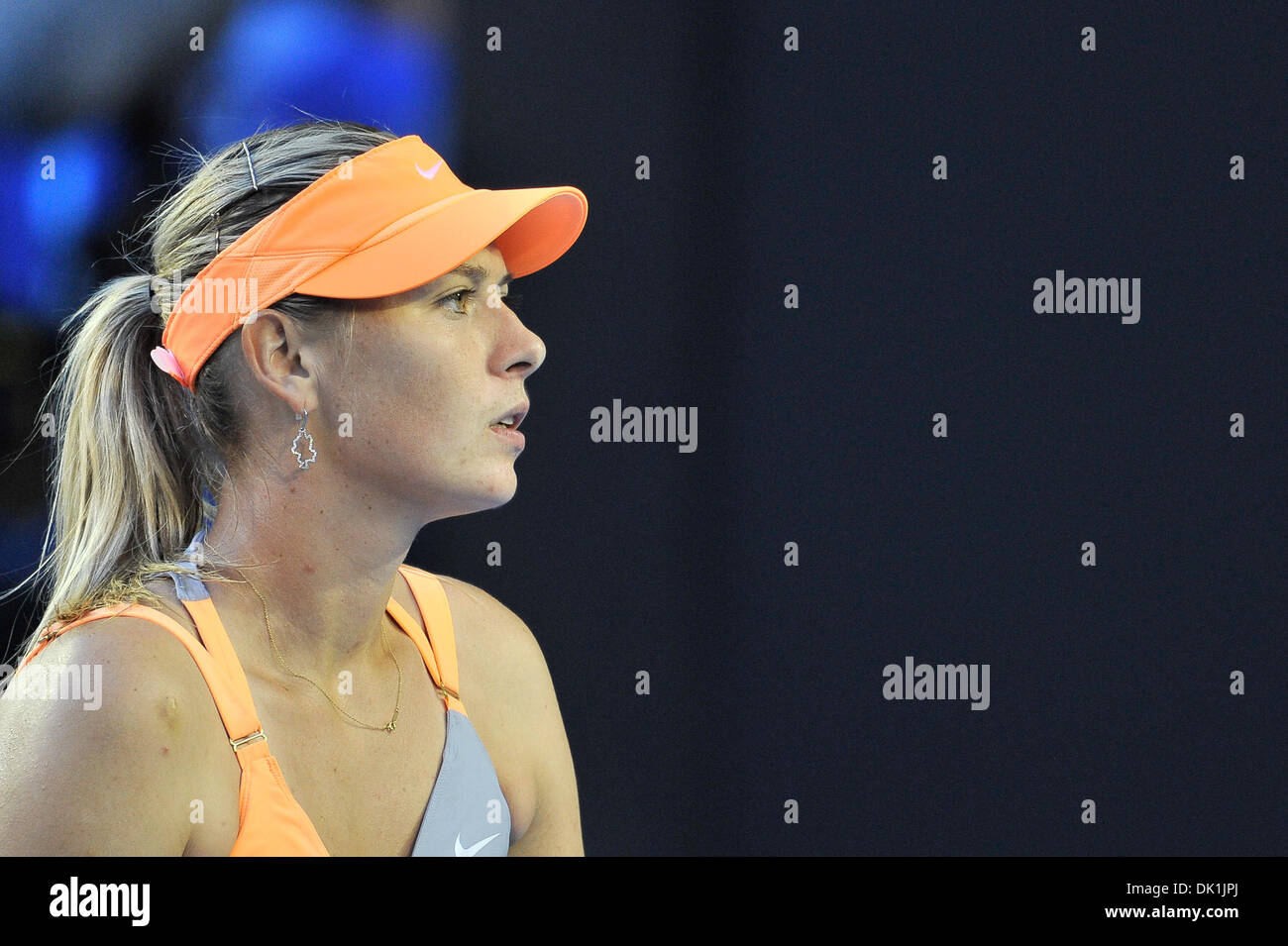 23. Januar 2011 - Spieltag Melbourne, Victoria, Australien - Maria Sharapova (RUS) in Aktion während ihr Achtelfinale gegen Andrea Petkovic (GER) auf sieben der 2011 Australian Open in Melbourne Park, Australien. (Kredit-Bild: © Sydney Low/Southcreek Global/ZUMAPRESS.com) Stockfoto